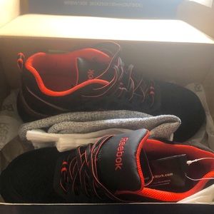Size 10 composite toe Reebok